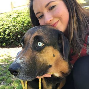 Meet your Posher, Victoria